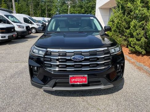 New 2026 Ford Explorer Active w/ Active Comfort Package AWD/4WD image 3