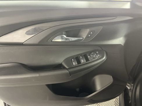 Used 2022 Chevrolet TrailBlazer RS image 13