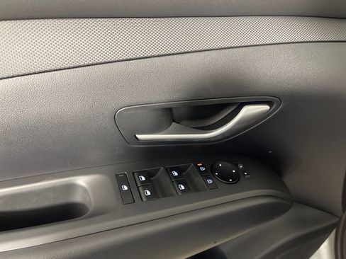 New 2026 Hyundai Tucson Blue SE image 18