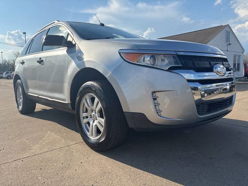 Used 2012 Ford Edge SE image 2