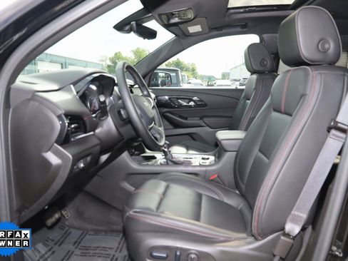 Used 2023 Chevrolet Traverse RS w/ LPO, Floor Liner Package image 12