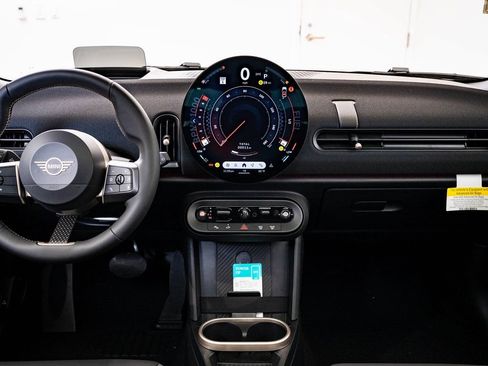 Used 2026 MINI Cooper 4-Door Hardtop FWD image 28