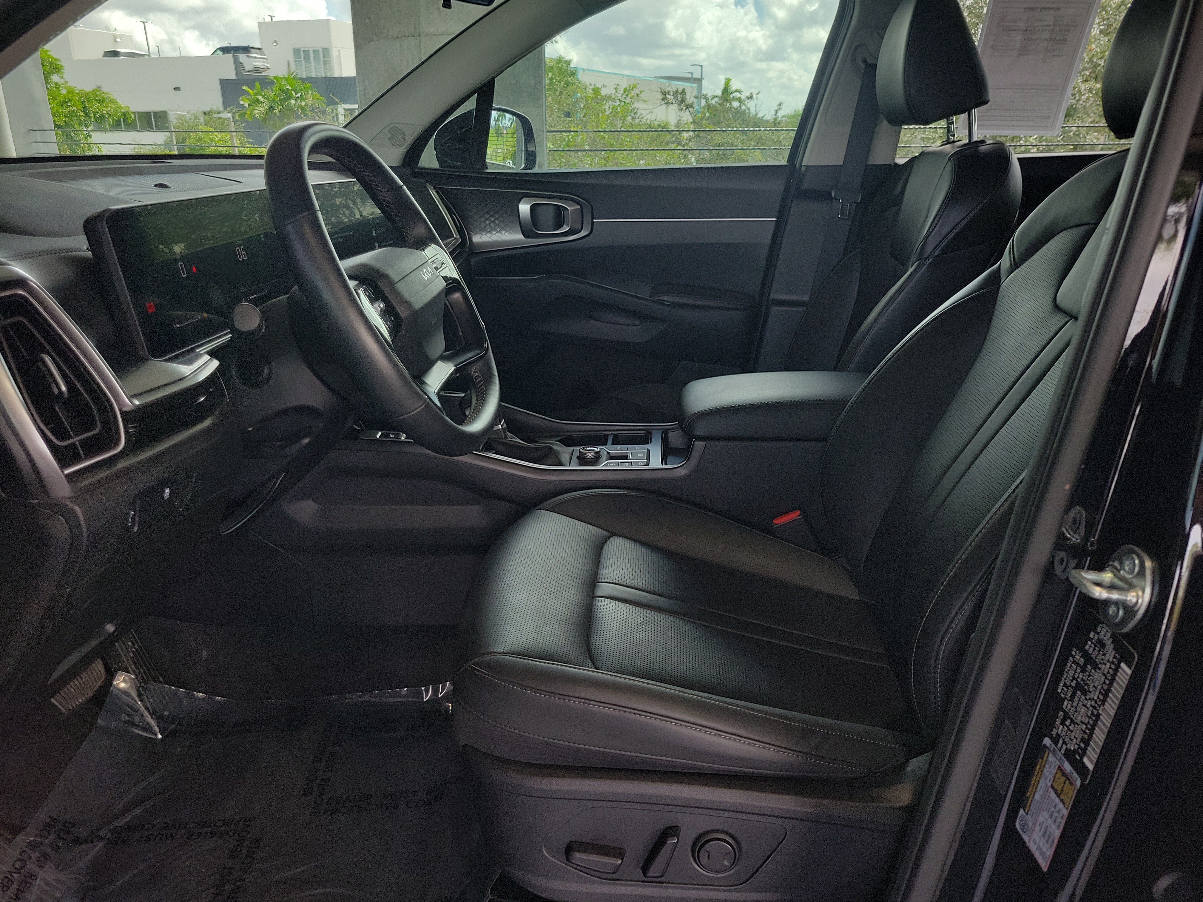 Used 2026 Kia Sorento S w/ S Panoramic Sunroof Package FWD image 15