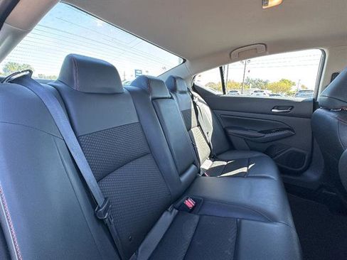 Used 2024 Nissan Altima 2.5 SR FWD image 10