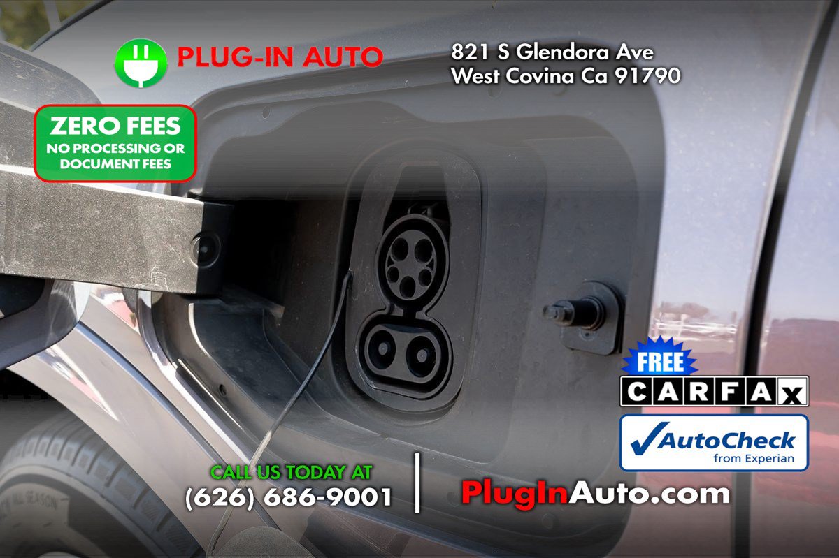 Used 2024 Chevrolet Equinox EV LT w/ LPO, Blackout Package FWD image 15