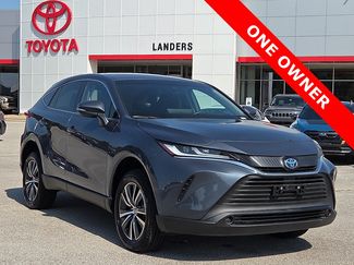 Used 2024 Toyota Venza LE AWD/4WD video 1