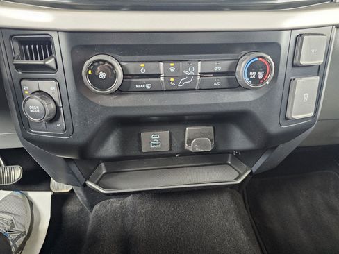 Used 2023 Ford F150 XLT image 26