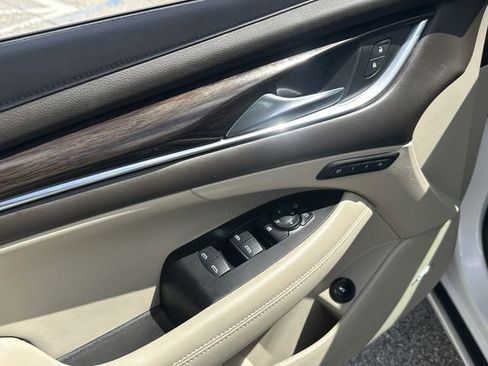 Used 2017 Buick LaCrosse Premium w/ Driver Confidence Package #2 image 20