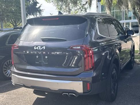 Used 2025 Kia Telluride S FWD image 6