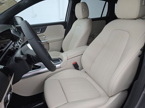 New 2026 Mercedes-Benz GLA 250 image 15