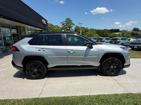 Used 2021 Toyota RAV4 XSE AWD/4WD image 23