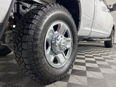 Used 2021 RAM 2500 Big Horn image 19