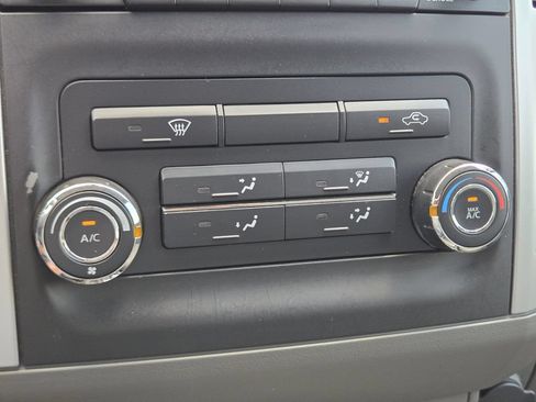 Used 2016 Nissan Frontier SV RWD image 21