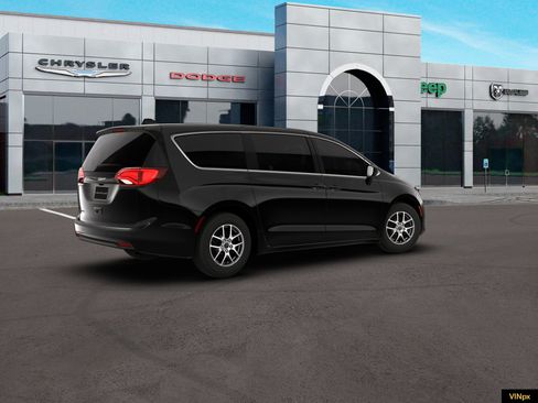 New 2026 Chrysler Voyager LX image 8