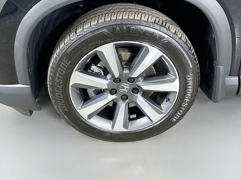 Certified 2025 Honda Pilot Elite image 16