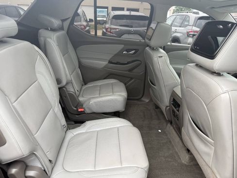 Used 2018 Chevrolet Traverse LT AWD/4WD image 24