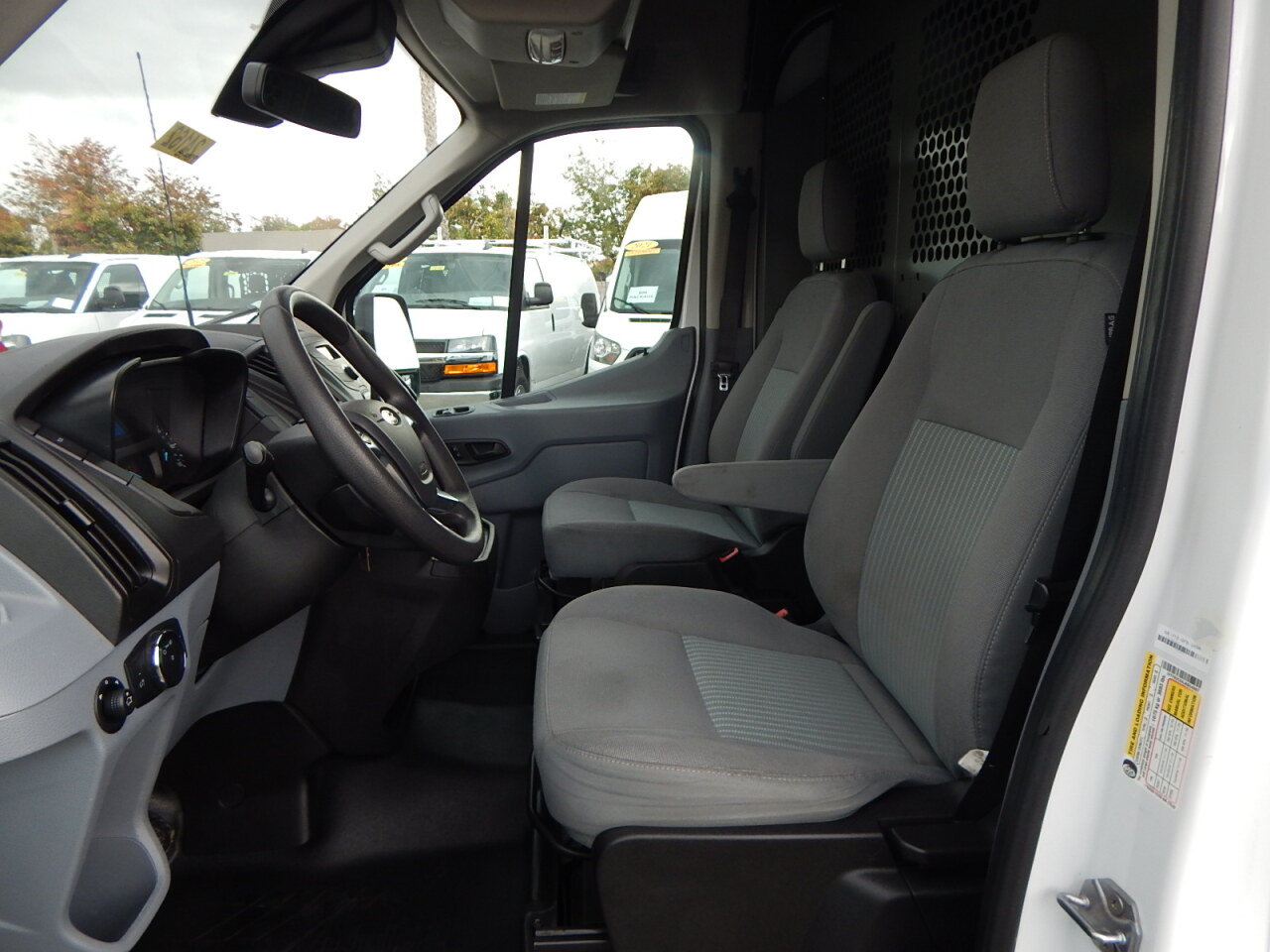 Used 2018 Ford Transit 250 148 Medium Roof RWD image 17