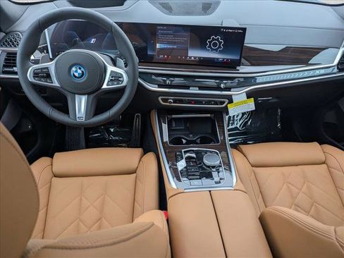 New 2026 BMW X5 xDrive50e w/ M Sport Package image 16