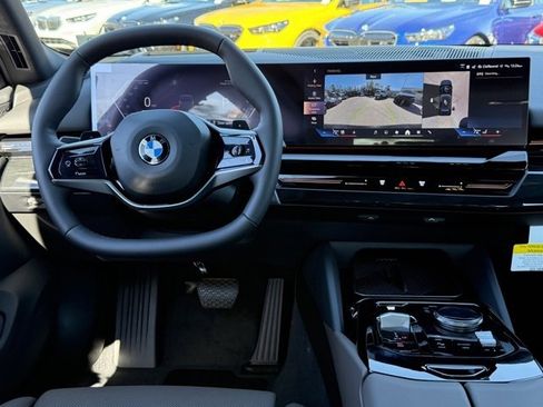 New 2026 BMW 530i w/ Premium Package image 26