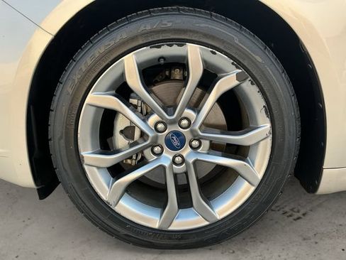 Used 2019 Ford Fusion Titanium FWD image 9