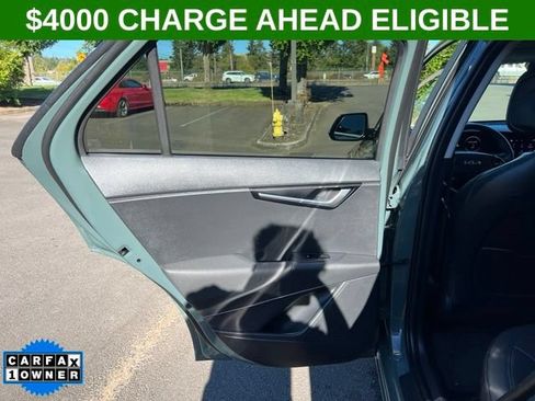 Used 2024 Kia Niro Wind w/ Wind Preserve Package FWD image 11
