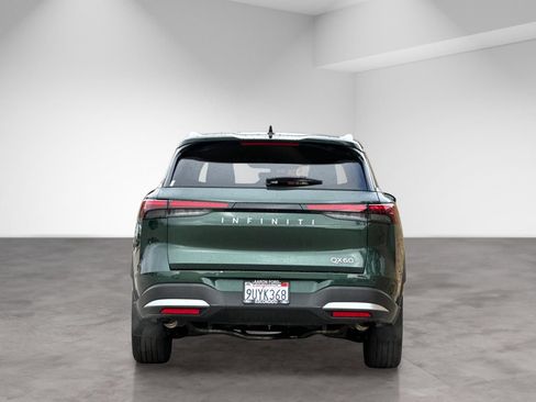 Used 2026 INFINITI QX60 Luxe w/ Cargo Package FWD image 5