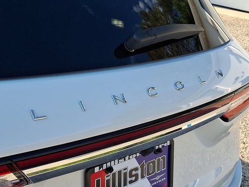 Used 2023 Lincoln Corsair Reserve w/ Equipment Group 201A AWD/4WD image 33