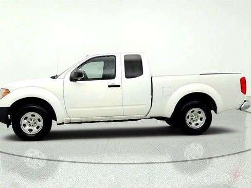 Used 2016 Nissan Frontier S RWD image 8