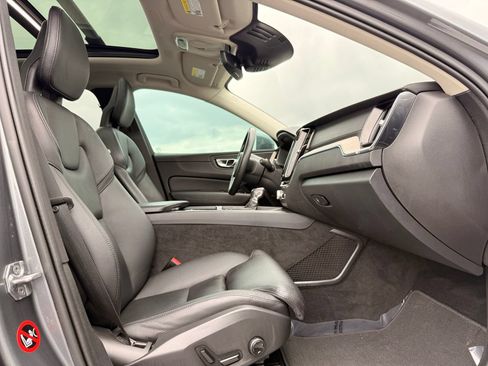 Used 2018 Volvo XC60 T5 Inscription w/ Convenience Package AWD/4WD image 23