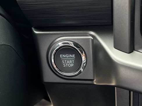 Certified 2025 Ford F150 Tremor AWD/4WD image 18