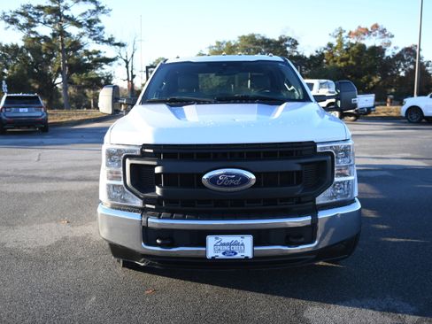 Used 2020 Ford F350 XL w/ Power Equipment Group image 9