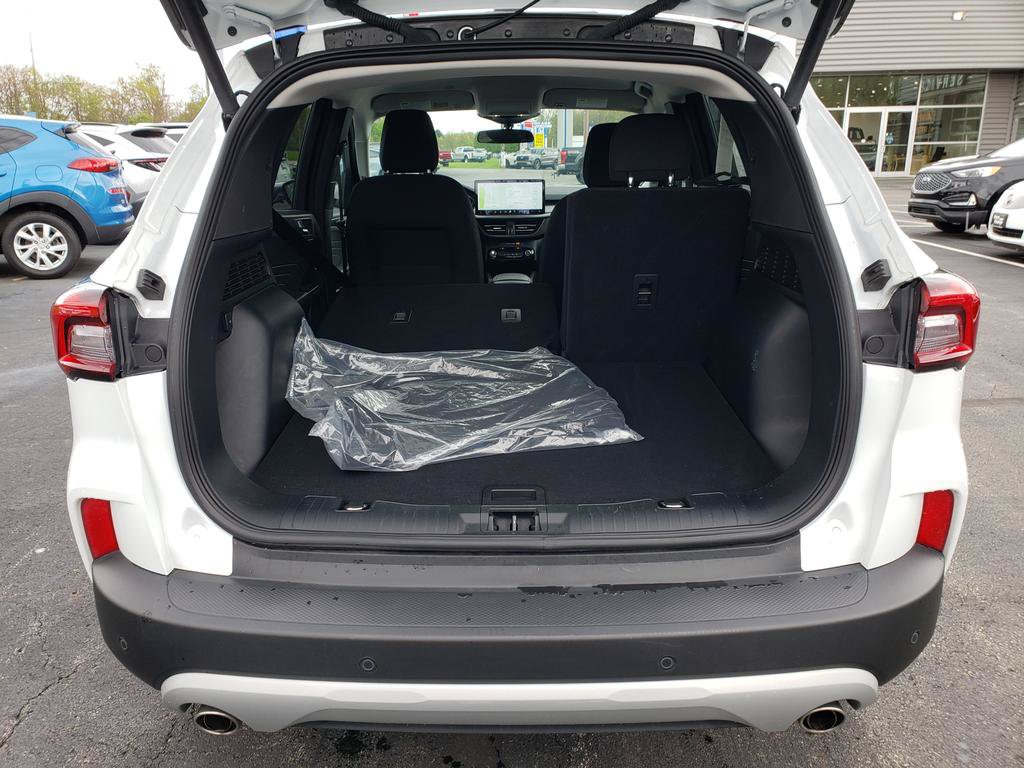 Used 2023 Ford Escape Active w/ Tech Pack #2 AWD/4WD image 7