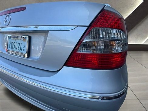 Used 2008 Mercedes-Benz E 350 Sedan image 56