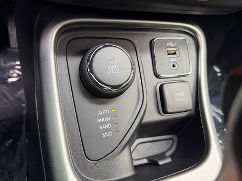 Used 2019 Jeep Compass Latitude AWD/4WD image 19