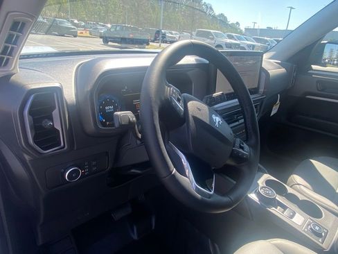 New 2026 Ford Bronco Sport Badlands image 9