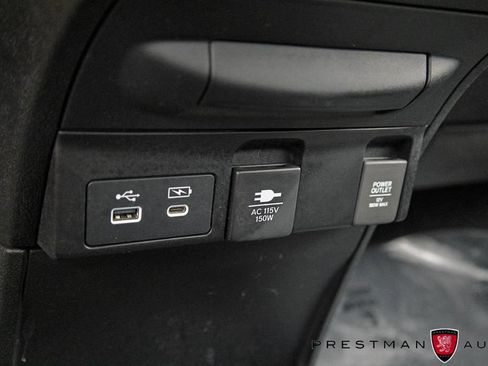 Used 2025 Honda Odyssey Touring image 37