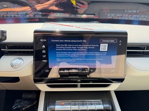 New 2026 Lincoln Nautilus Premier image 17