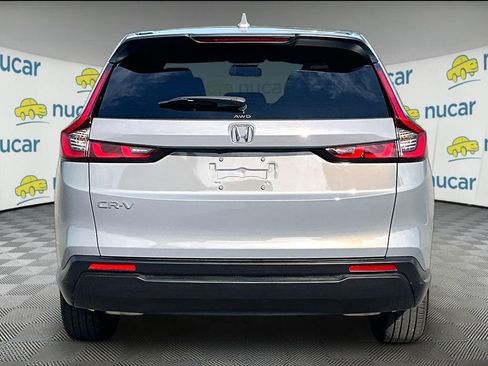 Used 2025 Honda CR-V EX image 5