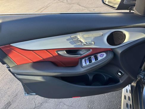 Used 2022 Mercedes-Benz GLC 300 4MATIC image 13