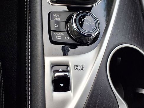 Used 2023 INFINITI Q50 Sensory image 20