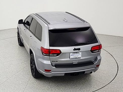 Used 2021 Jeep Grand Cherokee Laredo X AWD/4WD image 35