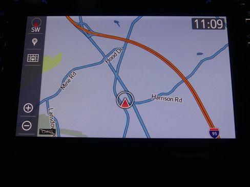 Used 2018 Toyota Sienna XLE Premium image 44