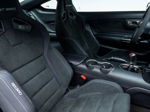 Used 2018 Ford Mustang Shelby GT350 w/ Electronics Package image 29