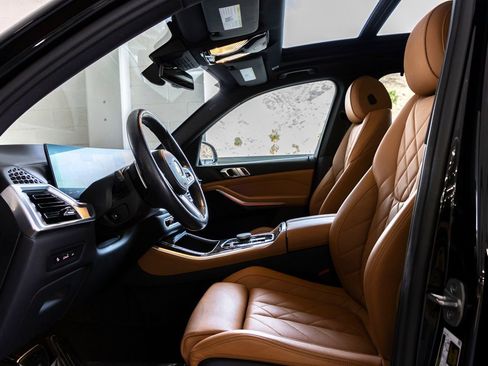 Certified 2024 BMW X5 xDrive40i w/ M Sport Package image 14