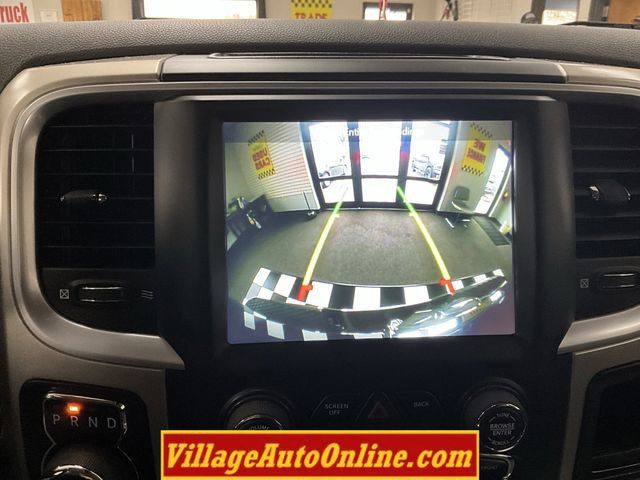 Used 2019 RAM 1500 Classic SLT w/ Luxury Group AWD/4WD image 18