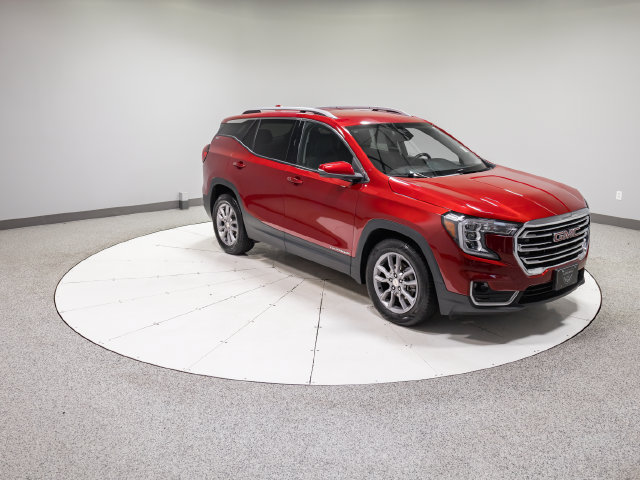 Used 2022 GMC Terrain SLT w/ Infotainment Package II FWD image 28