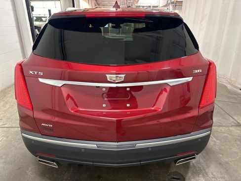 Used 2018 Cadillac XT5 Luxury w/ Driver Awareness Package image 5