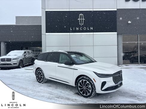 New 2026 Lincoln Nautilus Reserve AWD/4WD image 1