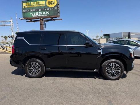 Certified 2025 Nissan Armada SL w/ Captain's Chari Seat Package RWD image 7