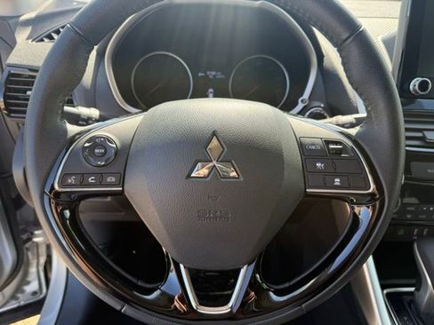 Used 2024 Mitsubishi Eclipse Cross SE image 18